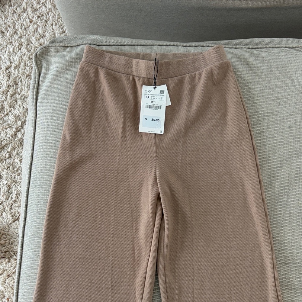 Zara Women's Brown pants